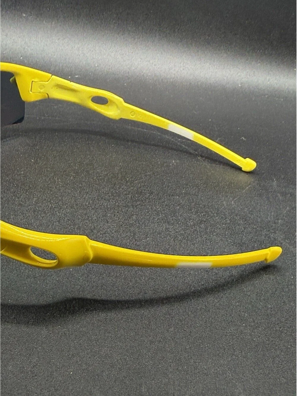 Oakley Radar Path Lemon Peel/Fire Iridium Lenses 09-748